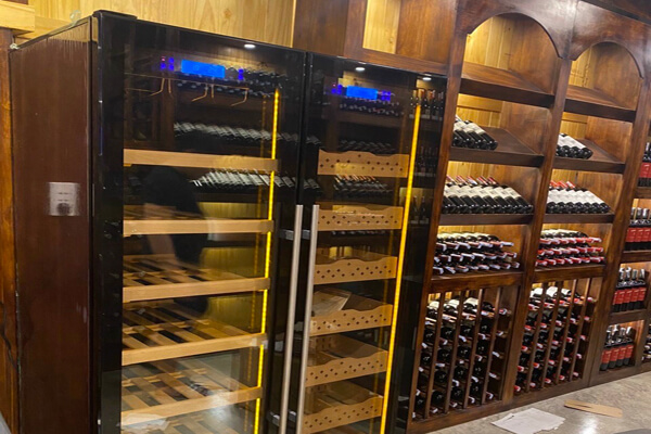 Nơi cung cấp tủ bảo quản rượu vang mini giá rẻ tại Việt Nam